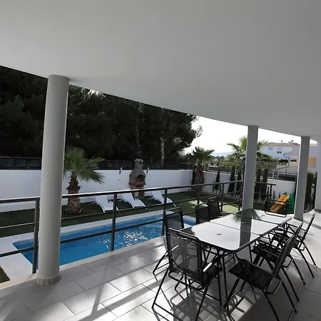 Pastilla Ii Holiday home *